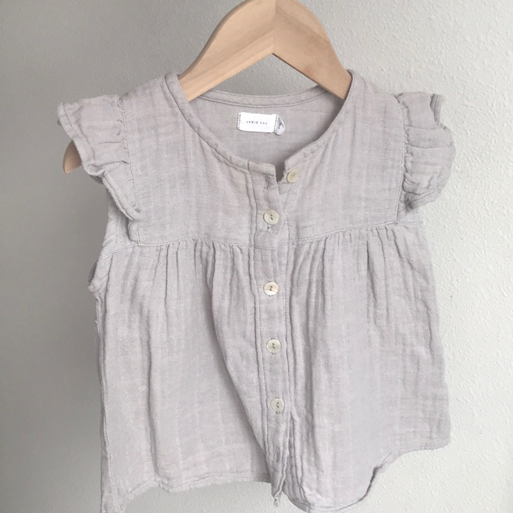 Jamie kay size 2 t / Sleeveless Ava Blouse - Grey